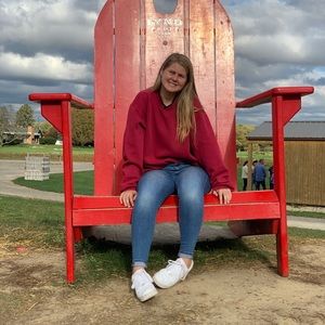 Meet your Posher, Katia
